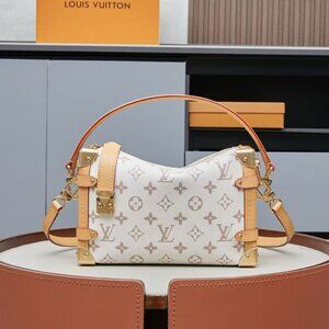 Classic Louis Vuitton Bag: A Stylish and Versatile Choice for Elegance